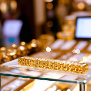 Ile kosztuje uncja złota?